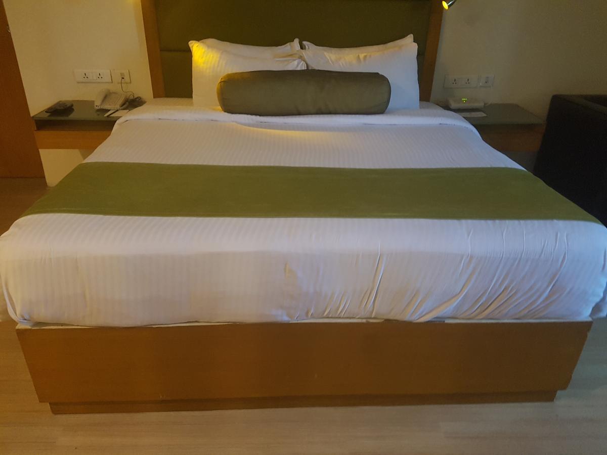 Peerless Hotel Hajdarábád Exteriér fotografie